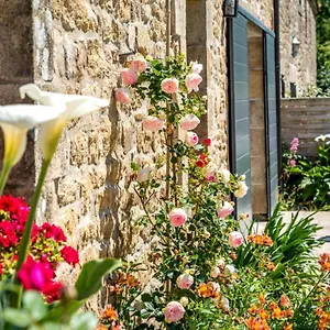 La Maison à Avec Son Jardin Clos De 2 à 6 Personnes à 5 Mn Des Plages Villa